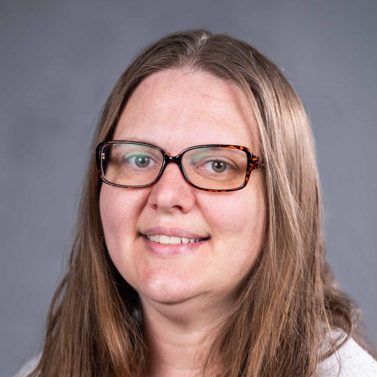 Professional Headshot of Carrie Kyser